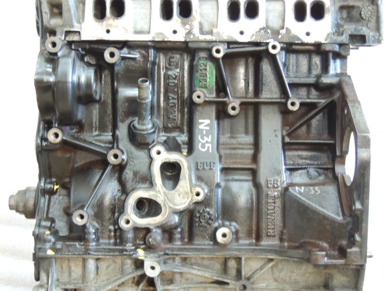 Nissan X-Trail T31 2.0Dci M9R 4WD dīzeļdzinējs M9R830 Dzinējs M9R.830
