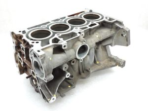 Nissan Qashqai J11 1.2 DIG-T HRA2DDT Dzinēja bloks Cilindru bloks 1101000Q1N