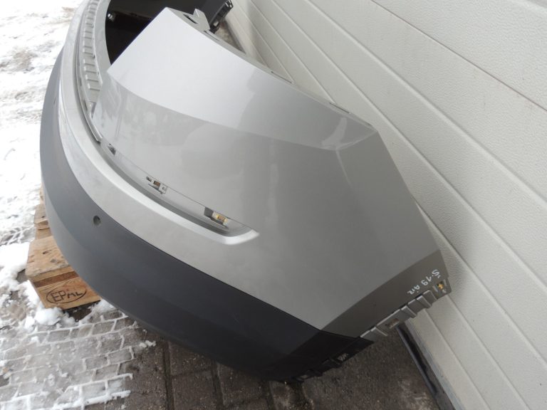 Skoda Kodiaq NS7 Aizmugurējā bampera krāsa F8H 565807421 562807301AC 565807521