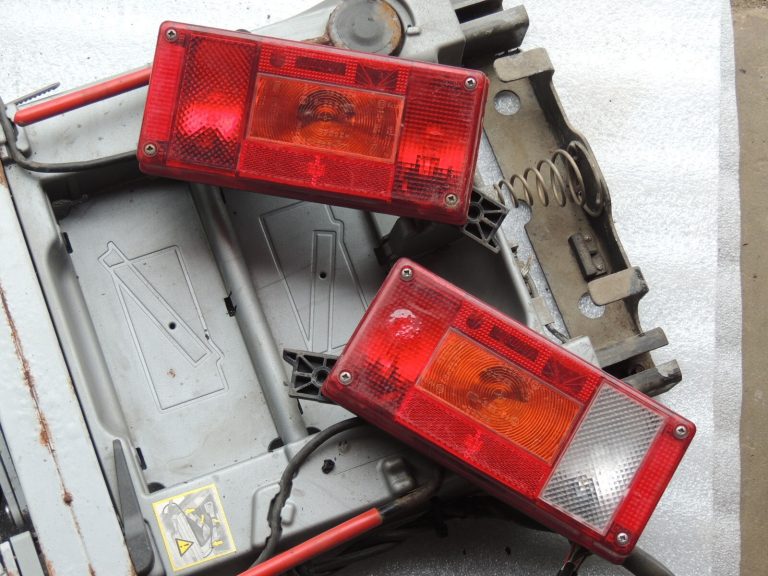 OEM Opel Meriva B velosipēdu bagāžnieka komplekts 13271148