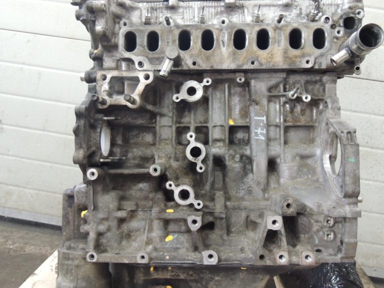 Toyota Avensis T27 2,2D-CAT 2AD-FHV Dīzeļdzinējs 2ADFHV