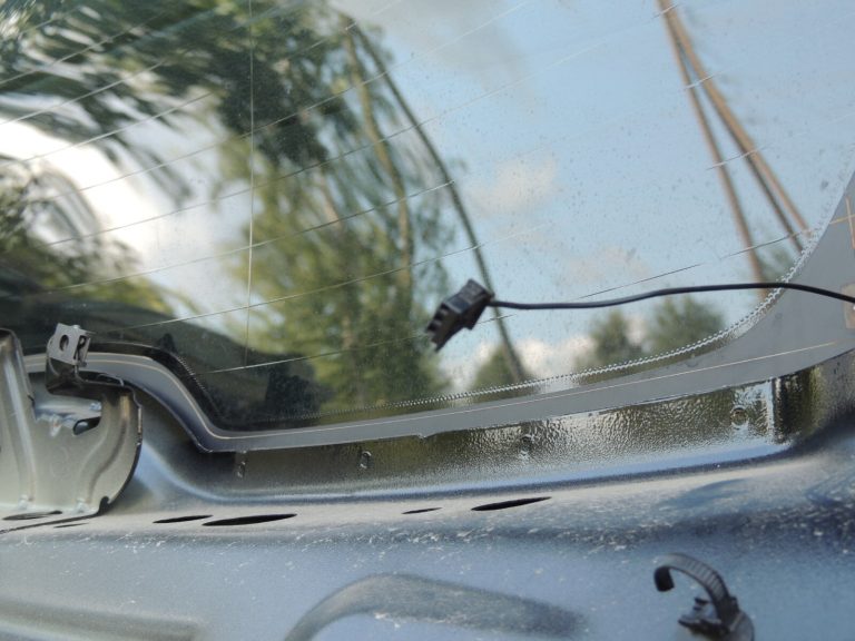 Volvo V60 I Aizmugurējās durvis BLACK SOLID B/C 019 31457729