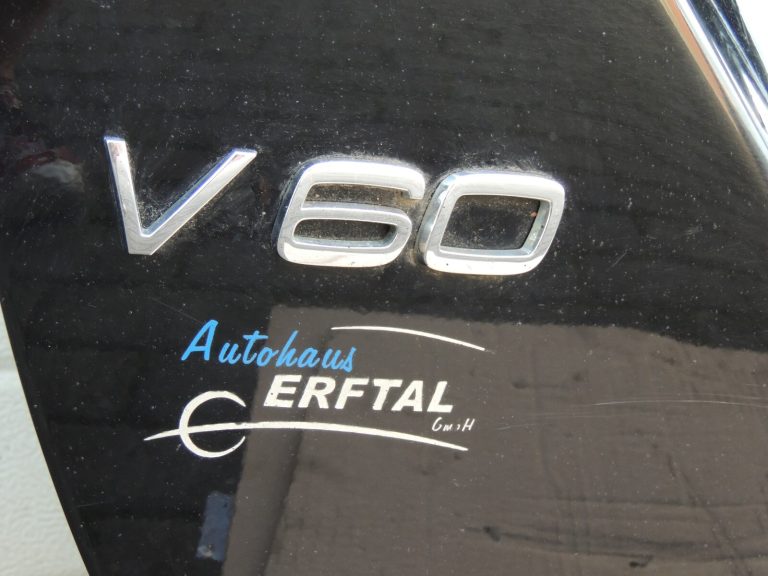 Volvo V60 I Aizmugurējās durvis BLACK SOLID B/C 019 31457729