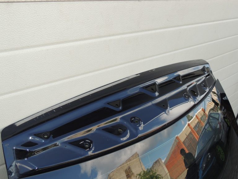 Volvo V60 I Aizmugurējās durvis BLACK SOLID B/C 019 31457729