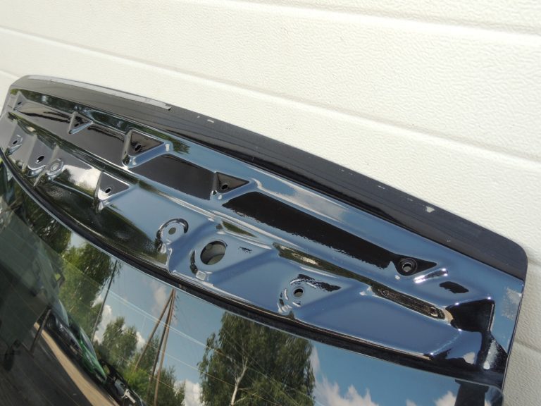 Volvo V60 I Aizmugurējās durvis BLACK SOLID B/C 019 31457729