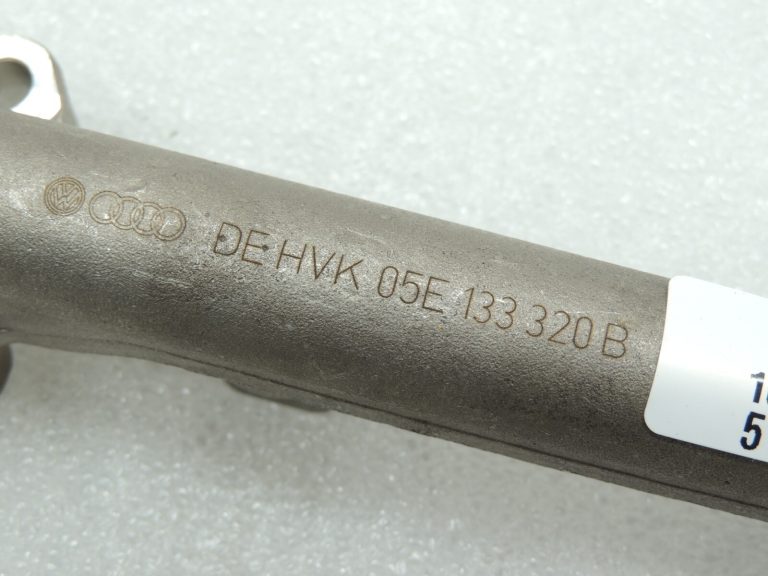 OEM Seat Cupra Leon KL8 1.5TSIC degvielas iesmidzināšanas kolektors 05E133320B