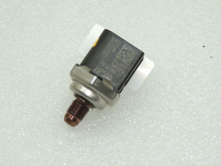 OEM Seat Cupra Leon KL8 1.5TSIC Degvielas spiediena sensors Spiediena sensors 04C906054C