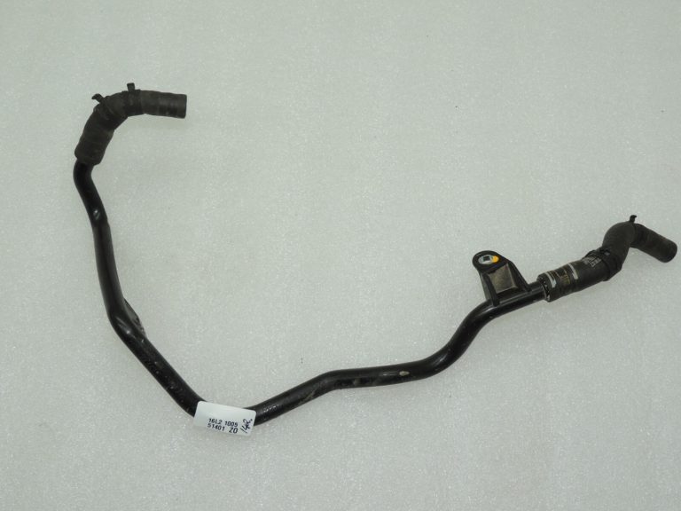 OEM Seat Cupra Leon KL8 1.5TSIC dzesēšanas šķidruma caurule 05E122447F
