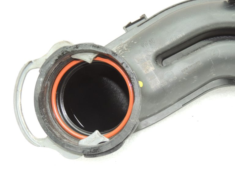 OEM Seat Cupra Leon KL8 1.5TSIC gaisa ieplūdes spiediena caurule 05E145673K