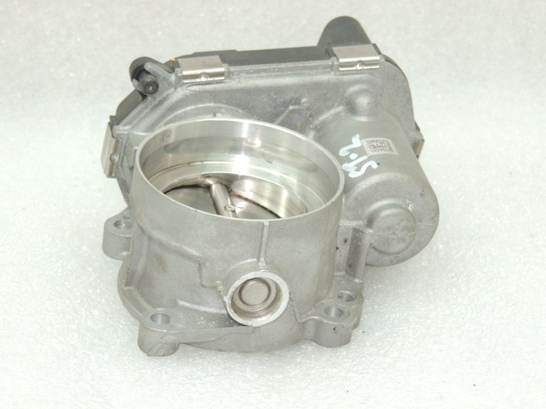OEM Seat Cupra Leon KL8 1.5TSIC droseļvārsts 04E133062T