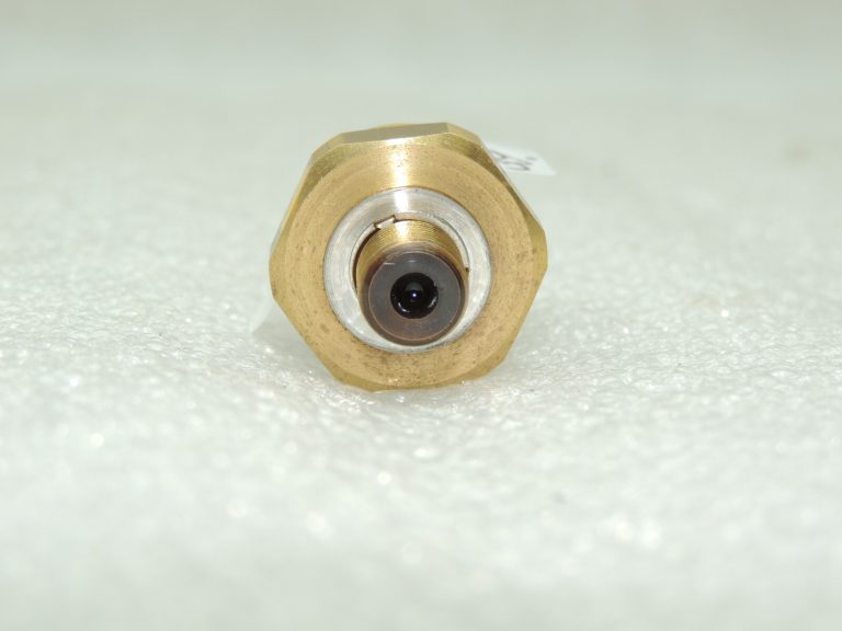 OEM Seat Cupra Leon KL8 1.5TSIC eļļas spiediena sensors 04C906060C