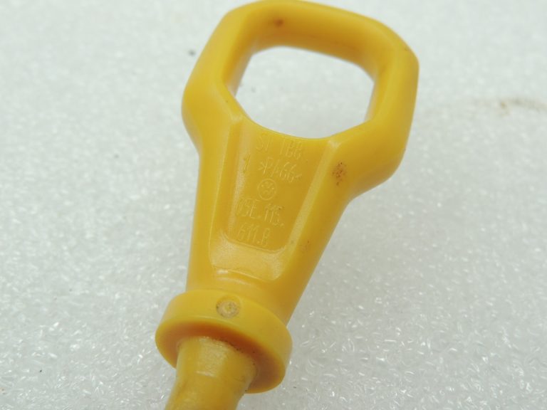 OEM Seat Cupra Leon KL8 1.5TSIC eļļas mērknaibles 05E115611B