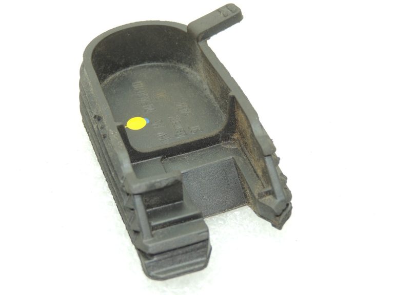 OEM Seat Cupra Leon KL8 1.5TSIC gumijas vāciņš 04E103037D
