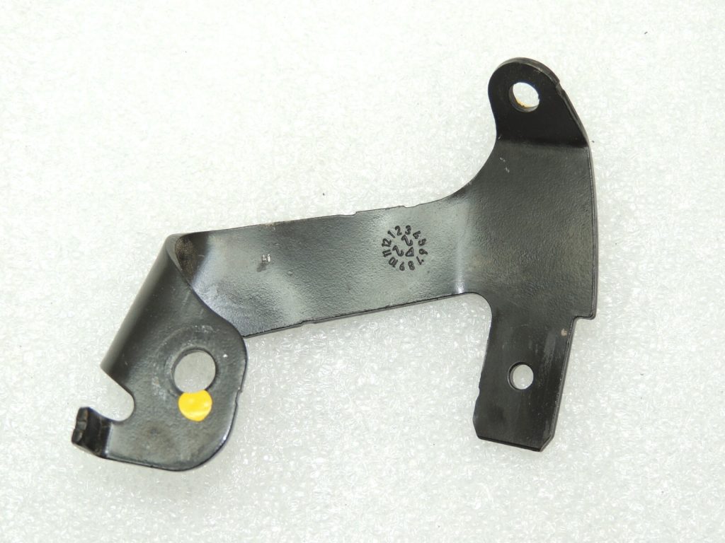 OEM Seat Cupra Leon KL8 1.5TSIC bracket 5Q0121093FE