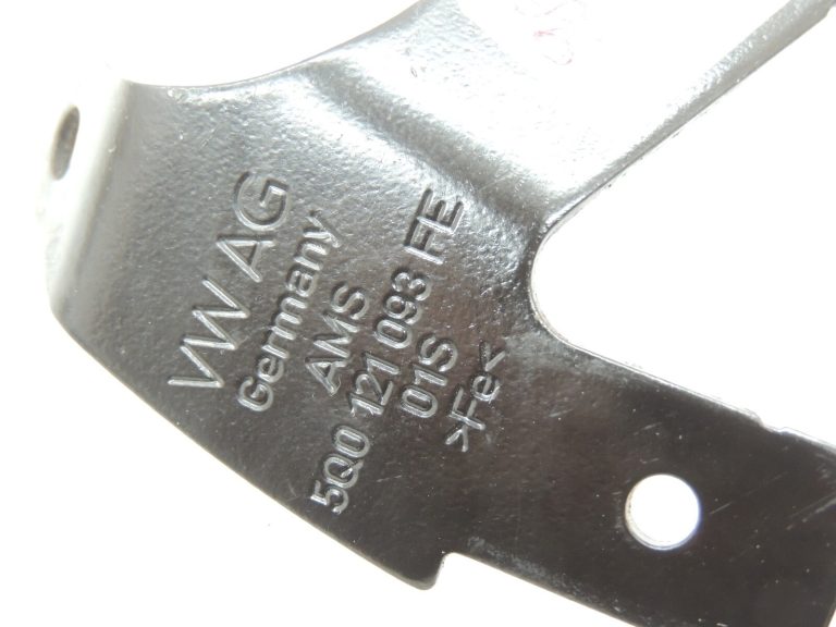 OEM Seat Cupra Leon KL8 1.5TSIC kronšteins 5Q0121093FE