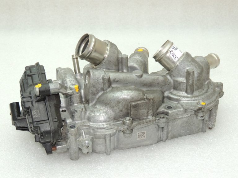 OEM Seat Cupra Leon KL8 1.5TSIC dzesēšanas šķidruma regulators 05E121111AB