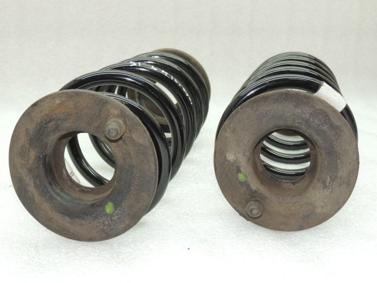 OEM Seat Cupra Leon KL8 aizmugurējās balstiekārtas atsperu komplekts 5Q0511121EE