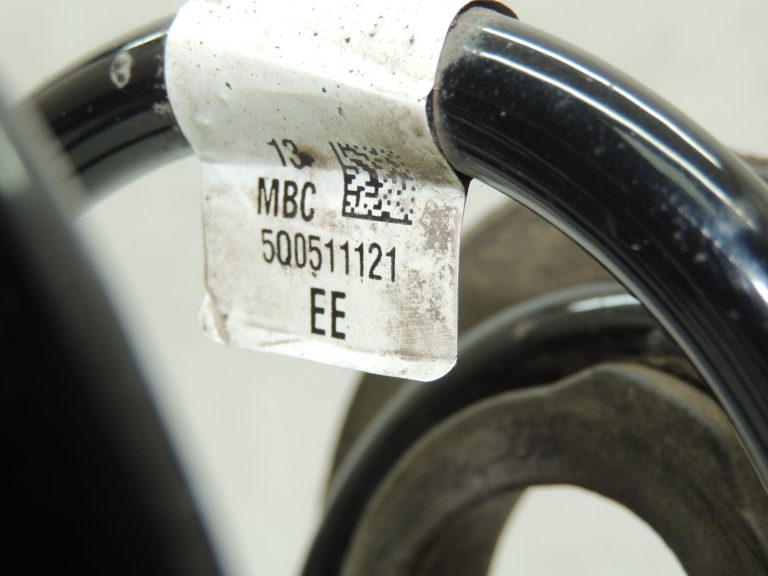 OEM Seat Cupra Leon KL8 aizmugurējās balstiekārtas atsperu komplekts 5Q0511121EE