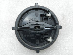 VW oriģinālais ārējo spoguļu servomotors DEFEKT!!!!