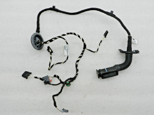 VW Golf 7 oriģinālo durvju instalācijas instalācija aizmugurējā labajā pusē elektroinstalācijas instalācija