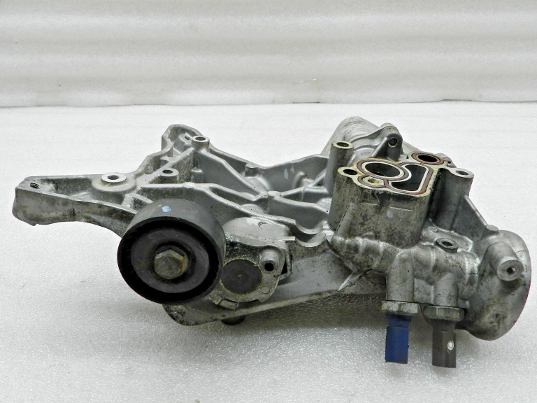VW Audi oriģinālais eļļas filtra turētājs eļļas filtra atloka spriegošanas trīši