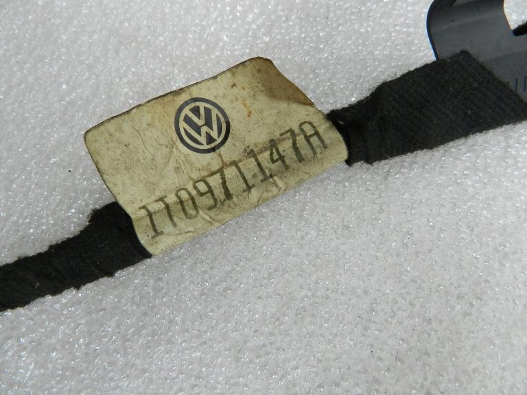 VW Touran oriģinālās instalācijas instalācijas aizmugurējās durvis pa kreisi