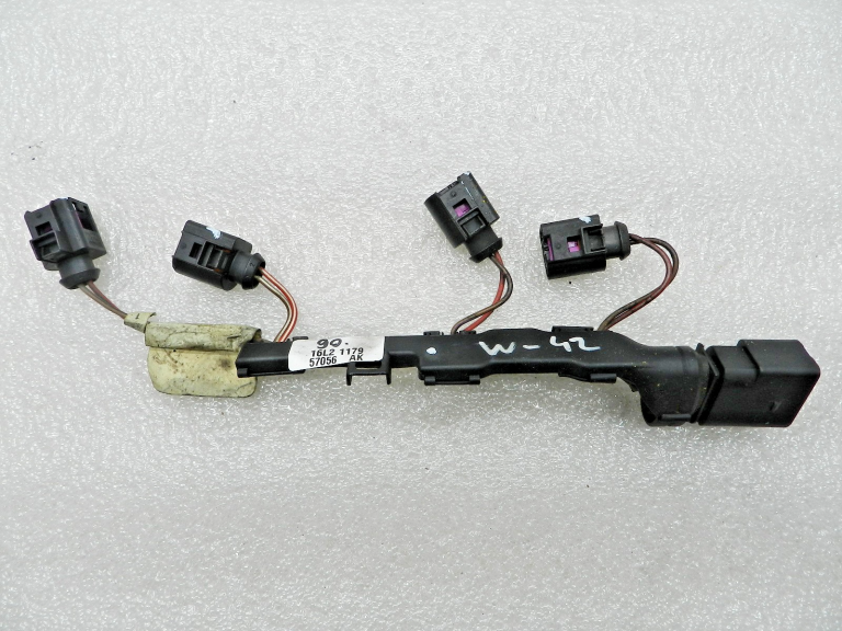 VW Audi oriģinālās instalācijas instalācija Iesmidzināšanas sprauslu instalācijas instalācija