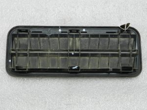 Ford Ranger P375 TKE original body ventilation grille