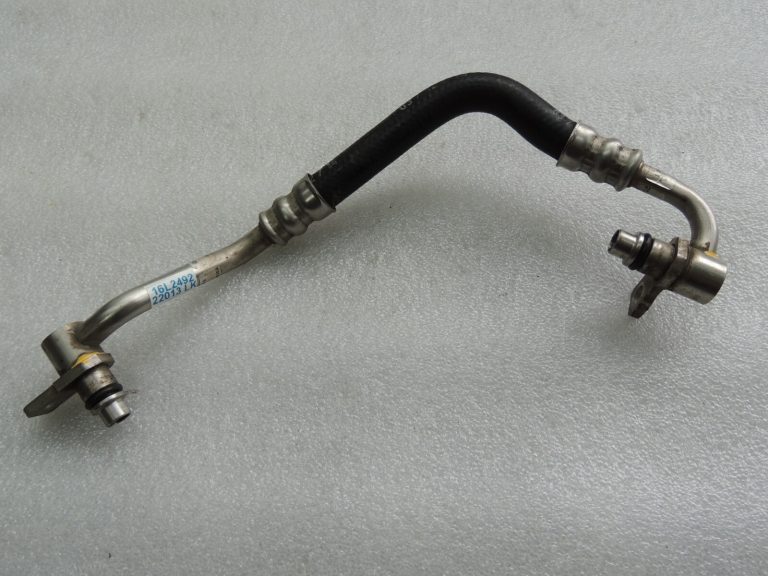 Audi A6 C7 4G 3.0D automātiskās transmisijas eļļas spiediena padeves šļūtene 4G0317818S
