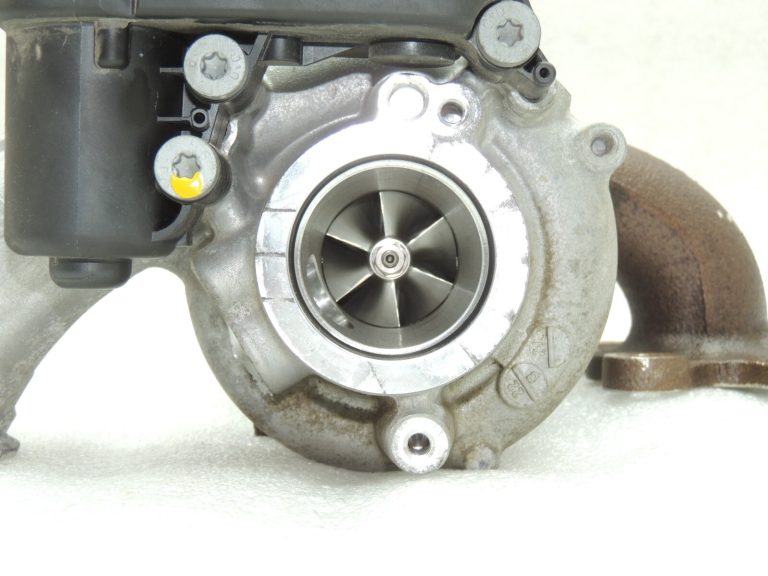 OEM Seat Cupra Leon KL8 1.5TSIC turbokompresors 05E145701K