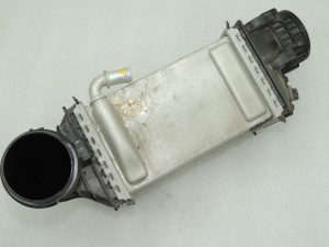OEM Seat Cupra Leon KL8 1.5TSIC starpdzesētājs 04E145785M