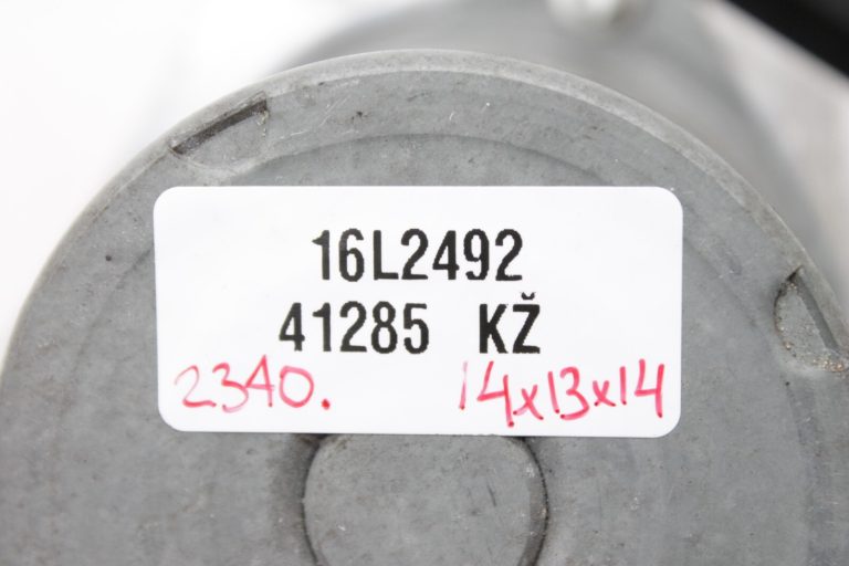 Oriģinālais BMW E60 E61 E63 E63 E64 ABS sūknis 34516775730, 6775730, 0265236020