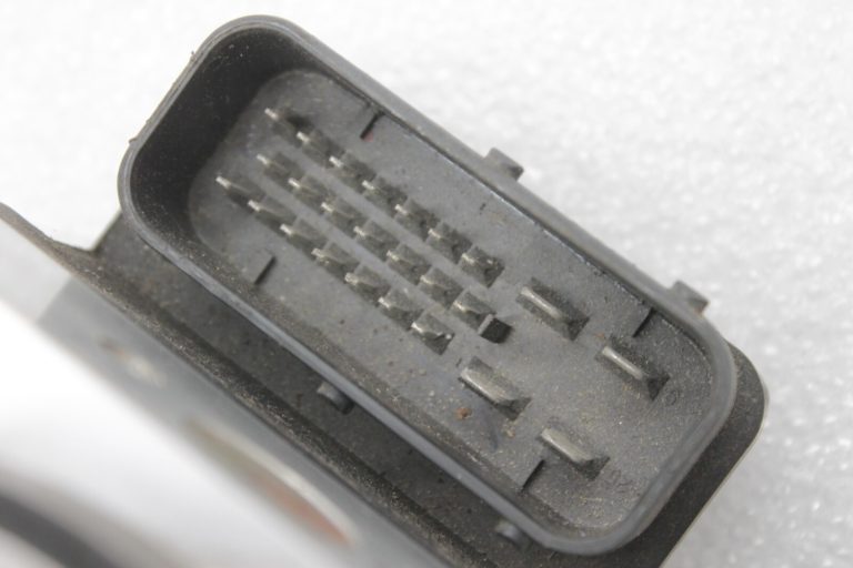 Oriģināls Kia Carnival VQ Sedona ABS sūknis 0K2FA667B0, 2K56T437A0, 2K56T-437A0