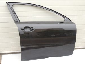Peugeot 508 I priekšējās labās puses durvis KDM - GUARANJA BRŪNA LAKSA 9677683980