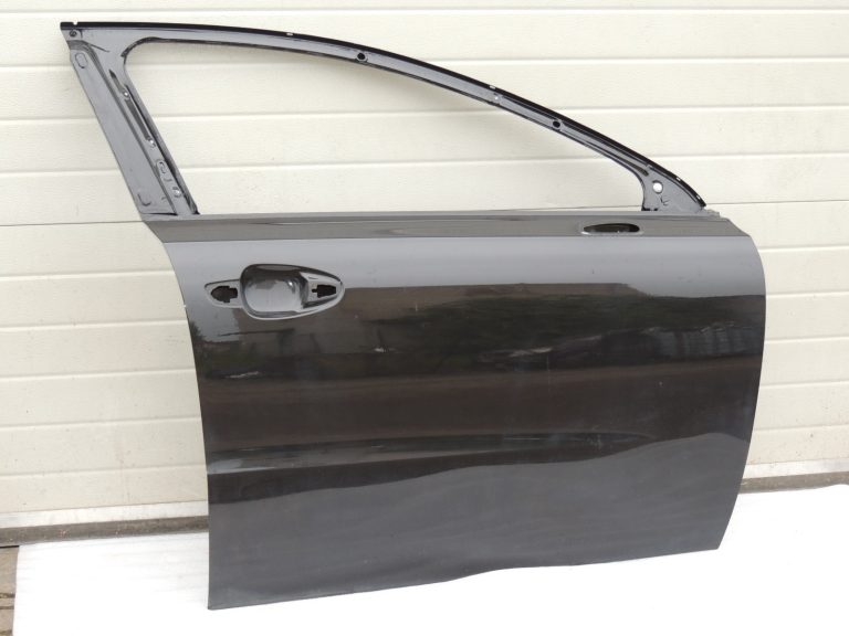 Peugeot 508 I priekšējās labās puses durvis KDM – GUARANJA BRŪNA LAKSA 9677683980