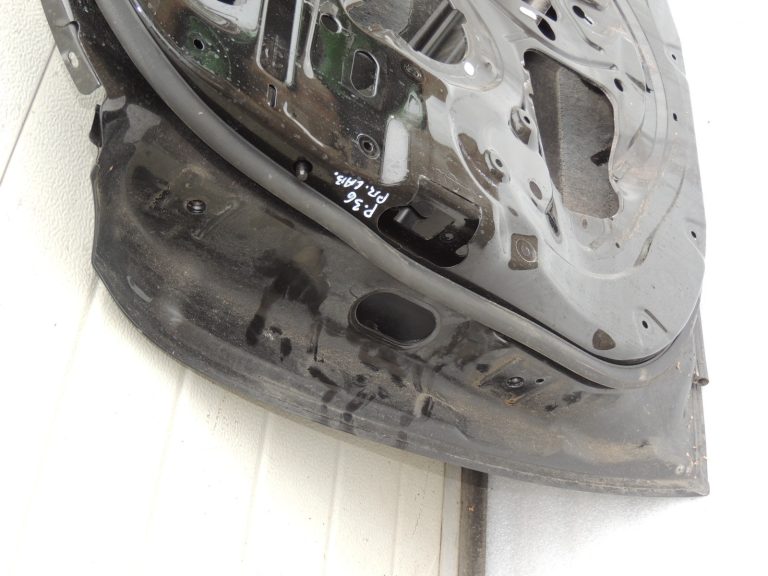 Peugeot 508 I priekšējās labās puses durvis KDM – GUARANJA BRŪNA LAKSA 9677683980