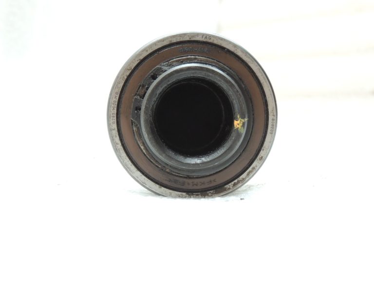 Opel Astra J Zafira C Cascada 2,0CDTi centrālā labā vārpsta 13364189