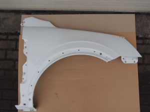Opel Antara Priekšējais labais spārns Krāsa Priekšējais labais spārns GAZ 40R Sniega balta