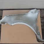 Opel Antara Priekšējais labais spārns Krāsa Priekšējais labais spārns GAZ 40R Sniega balta