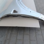 Chevrolet Captiva priekšējais labās puses dubļusargs labā spārna krāsa 92U metāliski pelēka