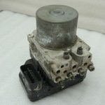 Toyota Hilux VII 2.5 D-4D ABS sūknis sūknis hidrauliskais bloks hidrauliskais 133000-2710 5X