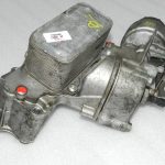 Lancia Thema II Jeep WK 3.0 CRD eļļas filtra korpuss ar dzesētāju 68504665AA 68211440AB