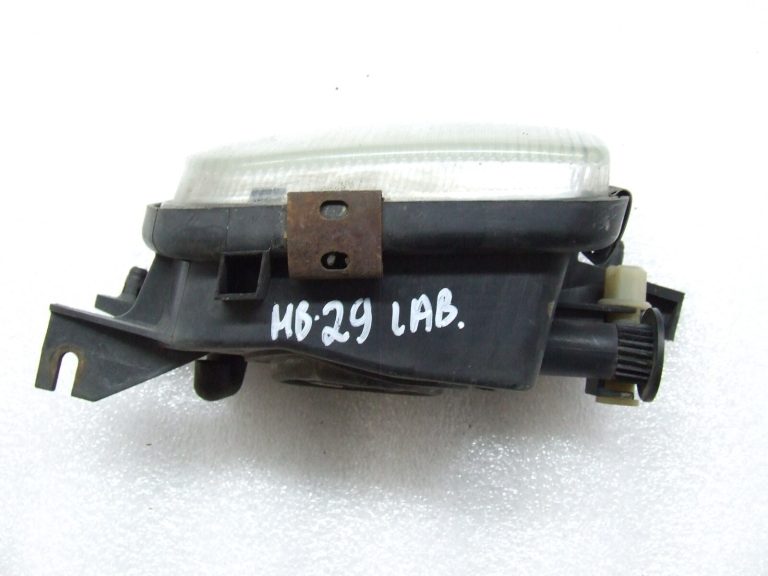 Mercedes Benz C200 C180 W203 Labais miglas lukturis