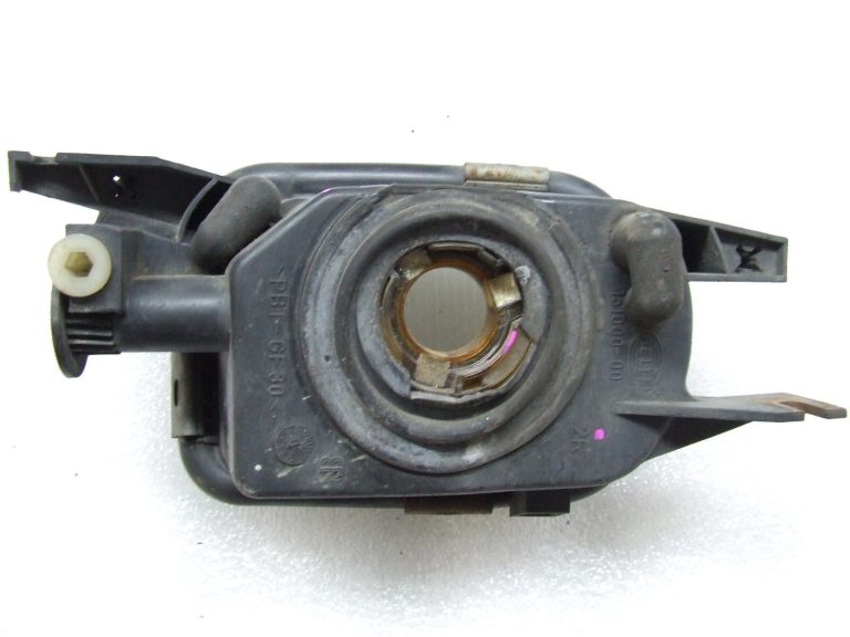Mercedes Benz C200 C180 W203 Labais miglas lukturis