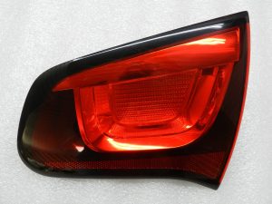Citroen C3 vadītāja aizmugurējais salona aizmugurējais aizmugurējās gaismas atstarotājs pa labi 9685225480