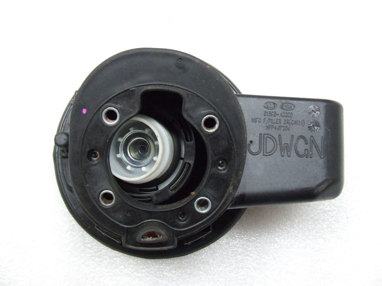 Kia Ceed JD kombi benzīna korķis 81595A2200 AA1 – INFRA RED