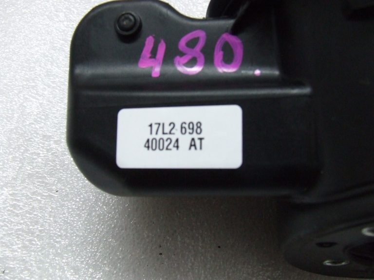 Kia Ceed JD kombi benzīna korķis 81595A2200 AA1 – INFRA RED
