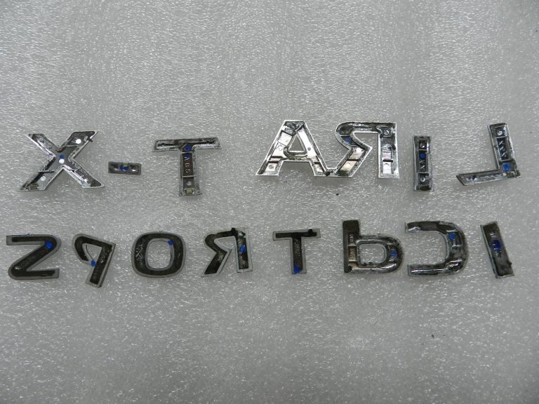 Nissan X-Trail Sport dCi Oriģinālā aizmugurējā emblēma 848951da0b 84896eq300