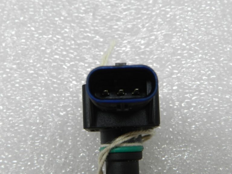 Mercedes C-klases W205 C63 Gaisa spiediena sensors A0071530528