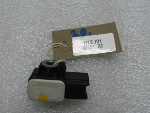 Peugeot 208 Citroen Spiediena sensors pa labi 967566978000 AME2580